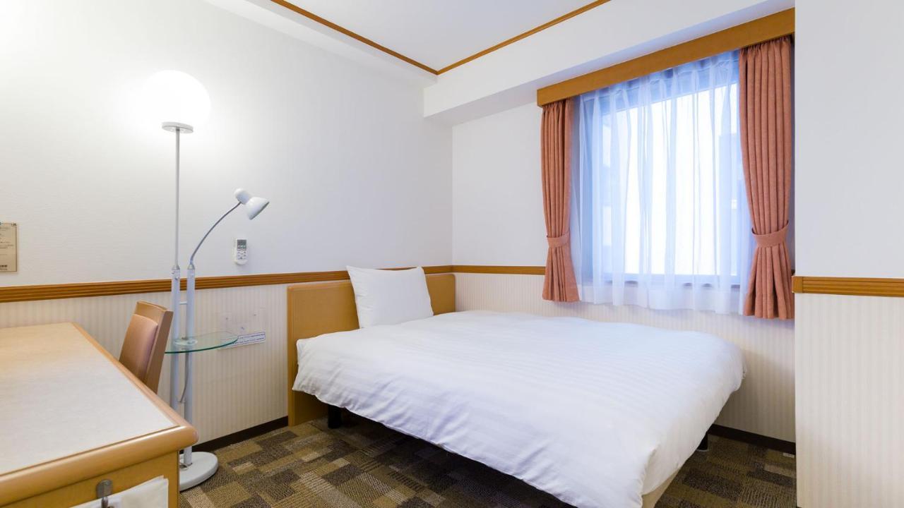 Toyoko Inn Okinawa Naha Kokusai-Dori Miebashi-Eki Esterno foto
