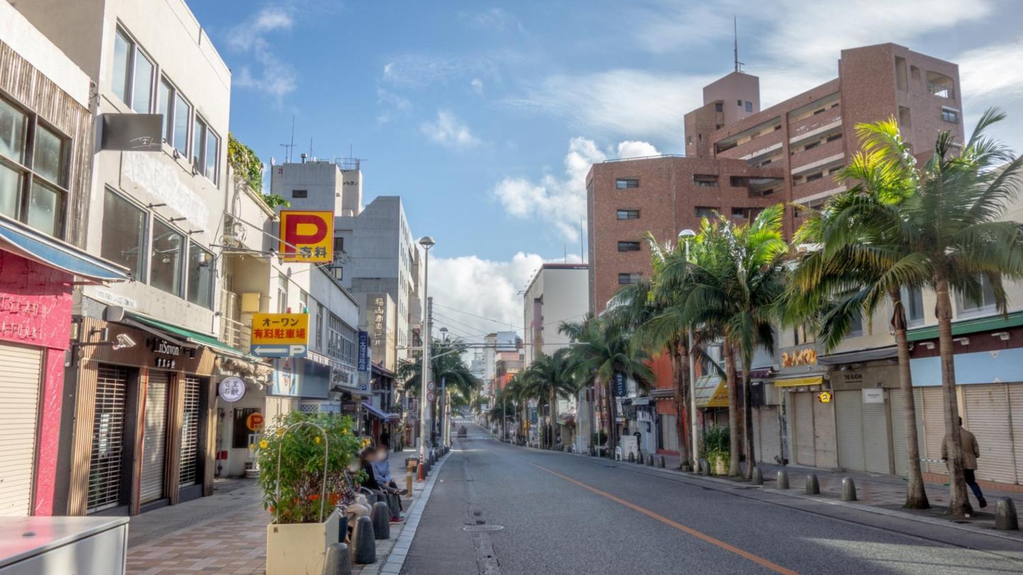 Toyoko Inn Okinawa Naha Kokusai-Dori Miebashi-Eki Esterno foto