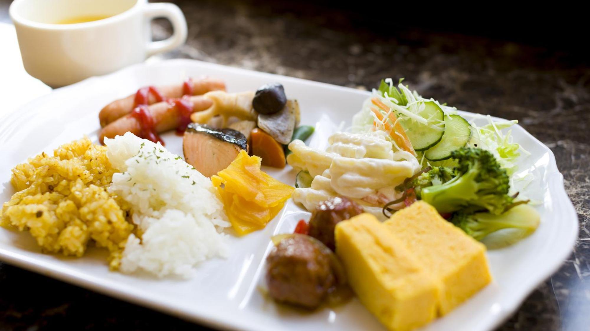 Toyoko Inn Okinawa Naha Kokusai-Dori Miebashi-Eki Esterno foto