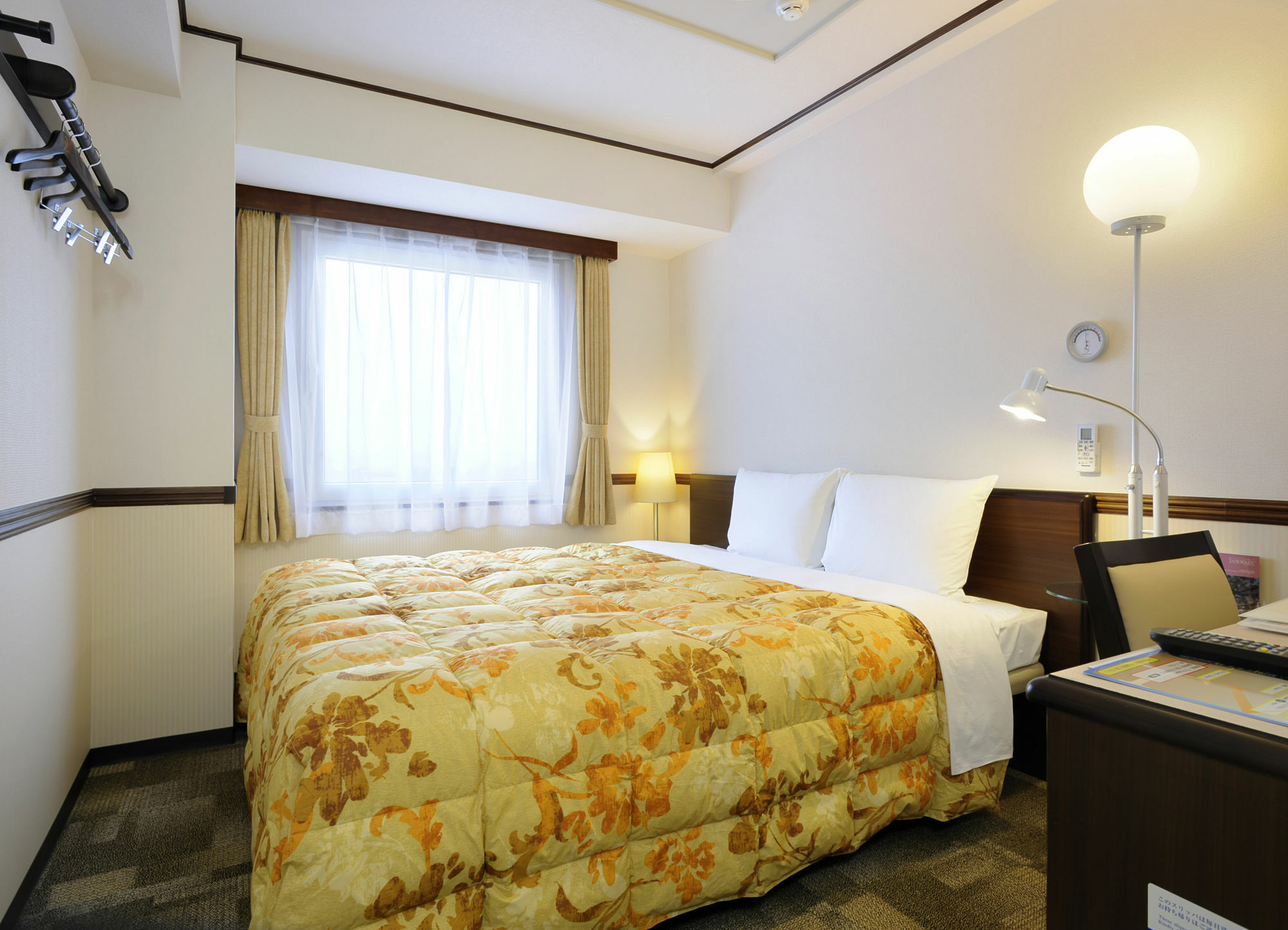 Toyoko Inn Okinawa Naha Kokusai-Dori Miebashi-Eki Esterno foto