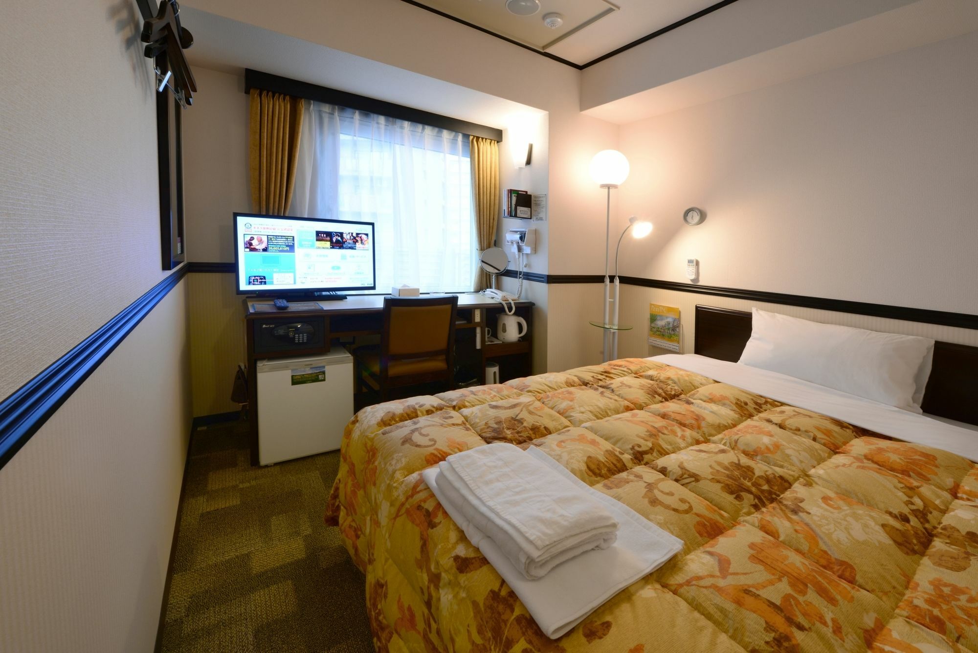 Toyoko Inn Okinawa Naha Kokusai-Dori Miebashi-Eki Esterno foto